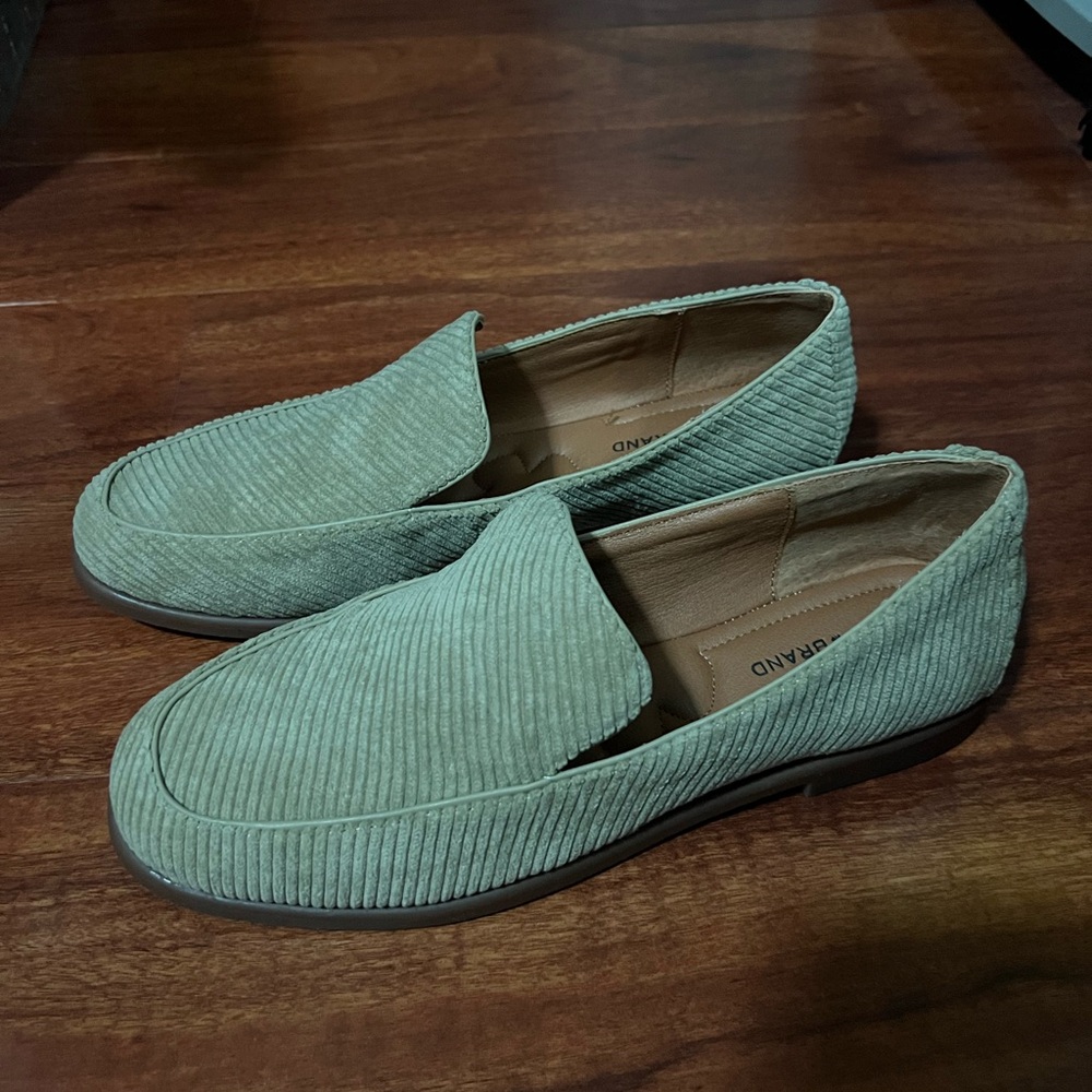 Women’s Beige Corduroy Loafers